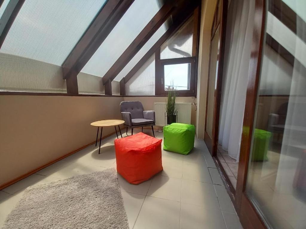 شقة Lujza Apartman Goedoello المظهر الخارجي الصورة